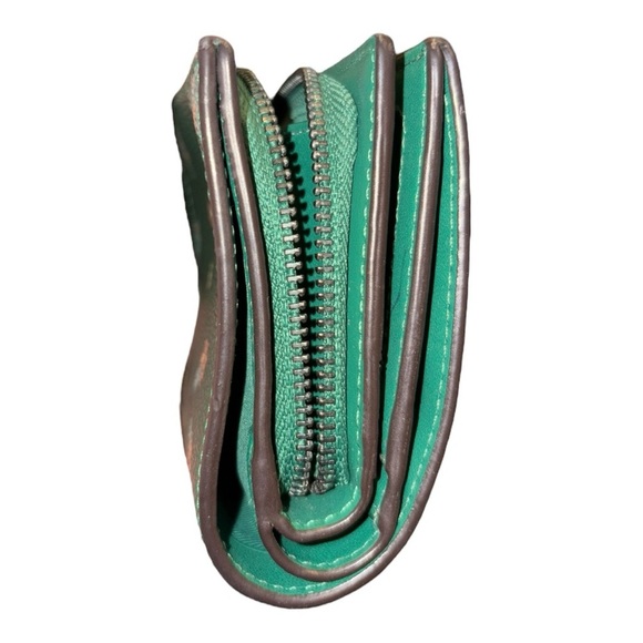 Coach mini camera bag & compact wallet mystical floral print on green. P 14 - Picture 6 of 16